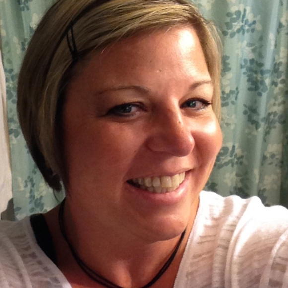 Meet your Posher, Aamie - Picture 4 of 8